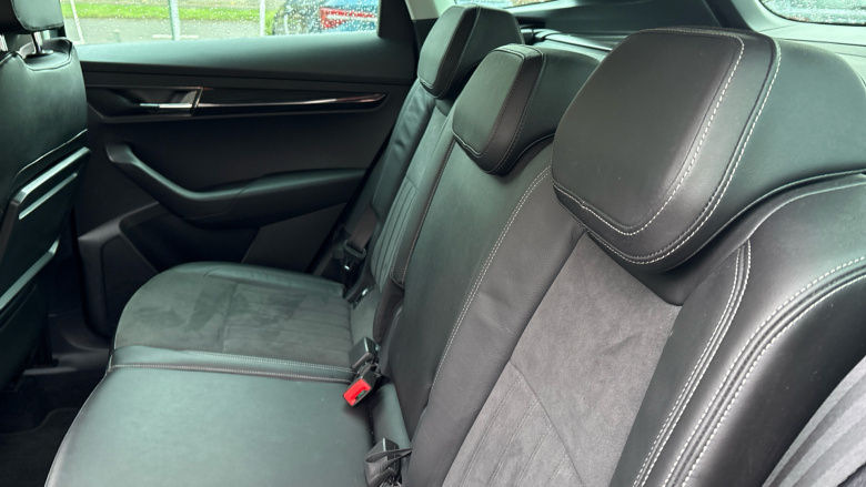 Skoda Karoq 1.5 TSI SE L 5dr DSG Petrol Estate